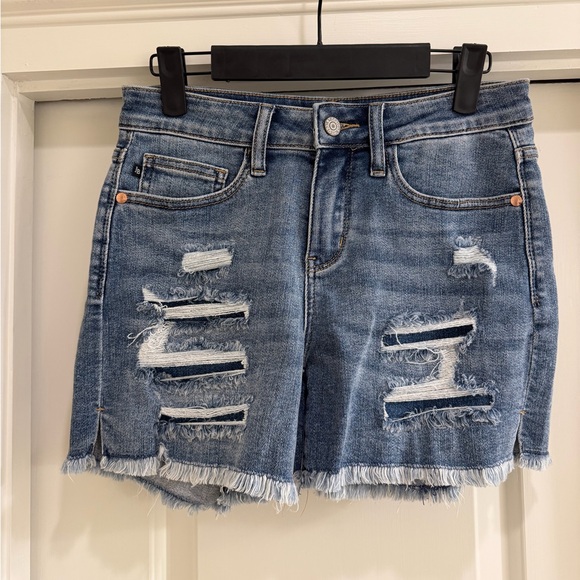Judy Blue Pants - Judy Blue Mid Rise Distressed Denim Shorts